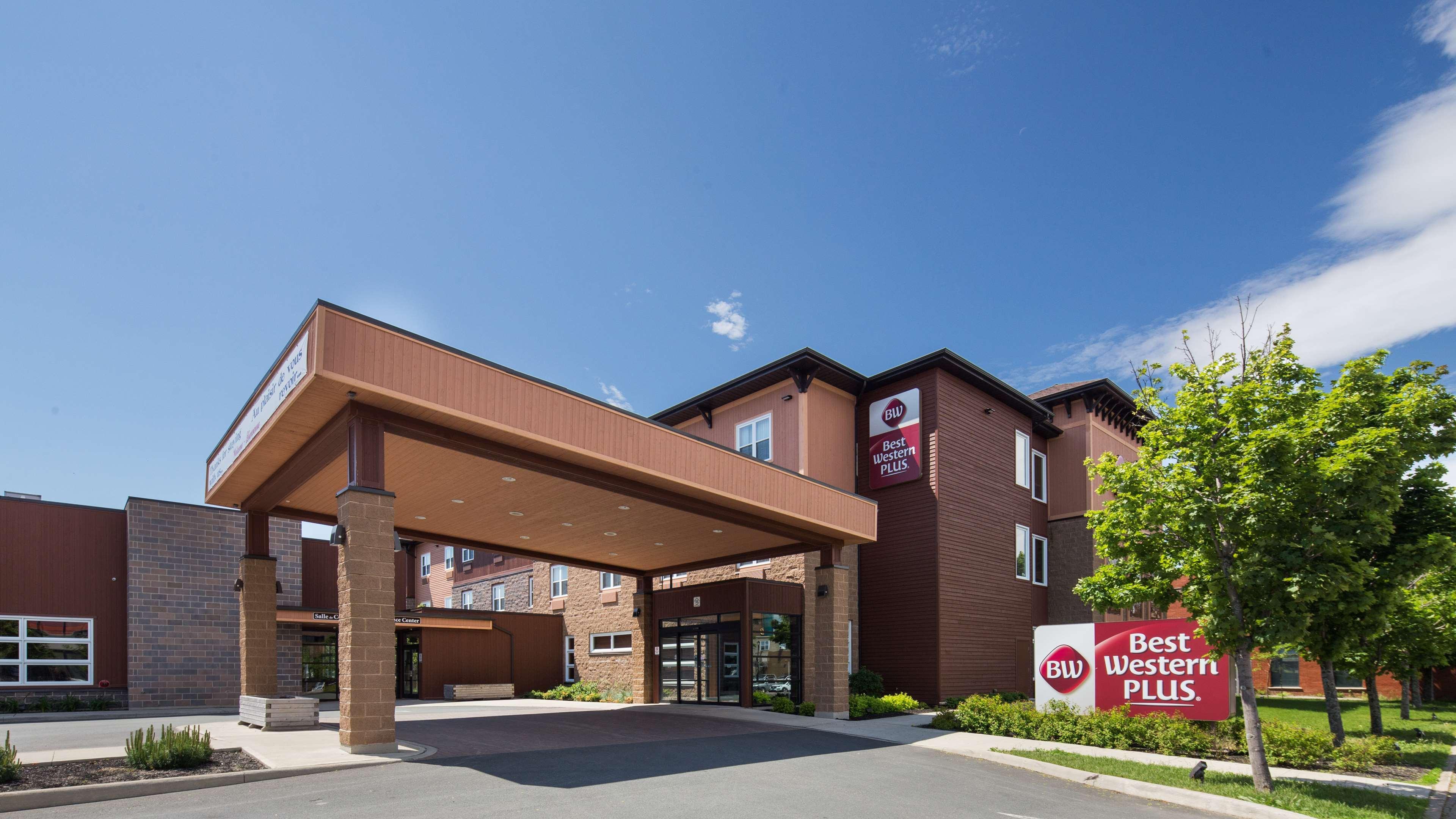 Best Western Plus, Bathurst Hotel & Suites Luaran gambar